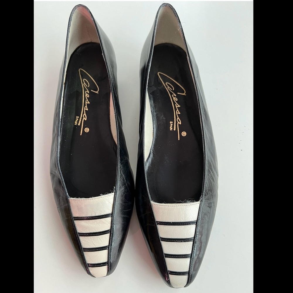 Off-white & black leather flat shoes • modern geo design • from Spain - Picture 12 of 12